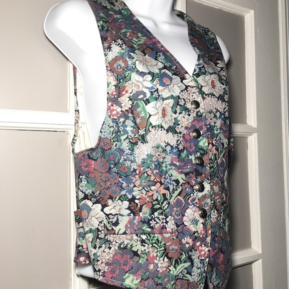 MICHAEL TRACEY FLORAL VEST - Picture 3 of 8